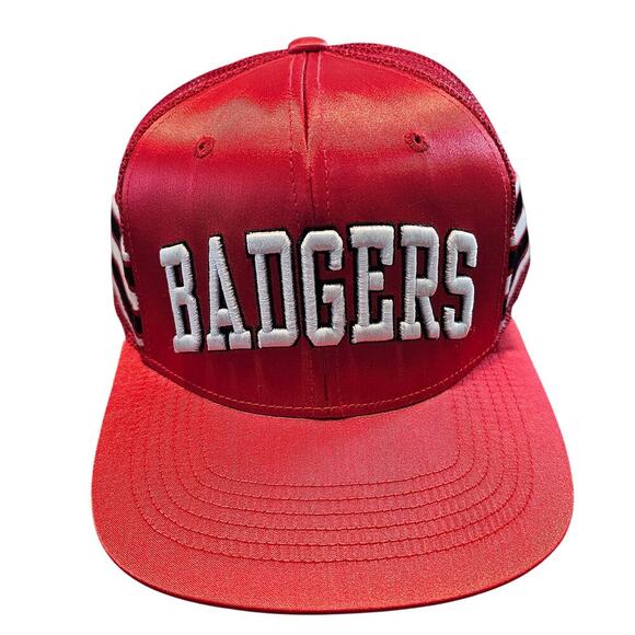 Wisconsin Badgers Snapback Trucker Hat Cap Red 3D Script Embroidered TOW Retro - Picture 1 of 8